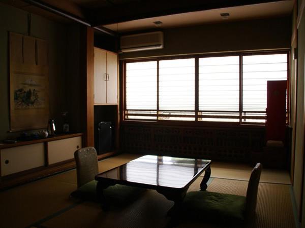 Sangai Ryokan Gotsu Экстерьер фото