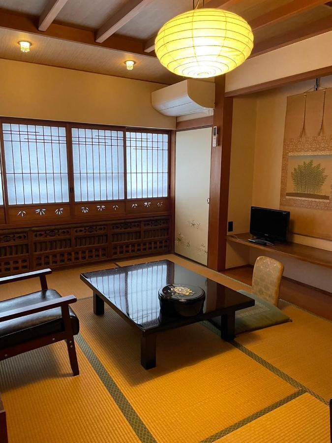 Sangai Ryokan Gotsu Экстерьер фото