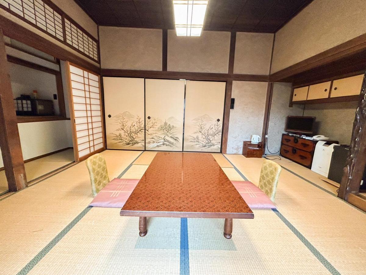 Sangai Ryokan Gotsu Экстерьер фото